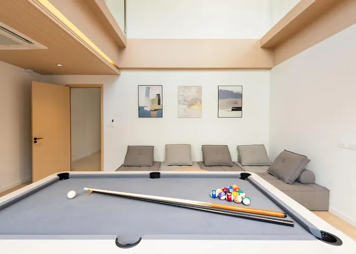 빌라 Spacious 4br Muji With Loft Pool In Ekkamai